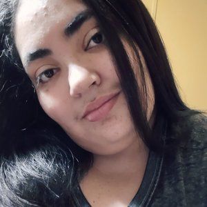 Meet your Posher, Clarissa